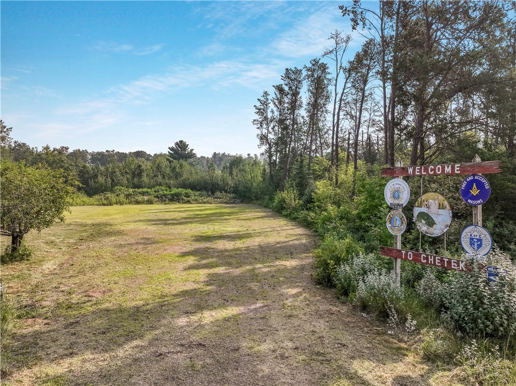 1844 N Highway Boulevard Property Photo 10