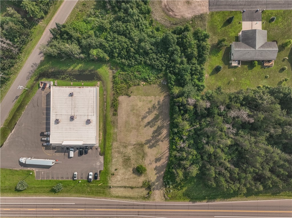 1844 N Highway Boulevard Property Photo 20
