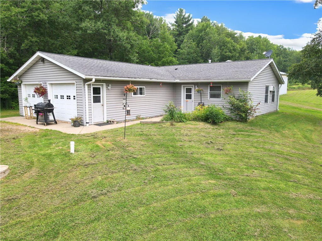W8208 Pershing Road Property Photo 1