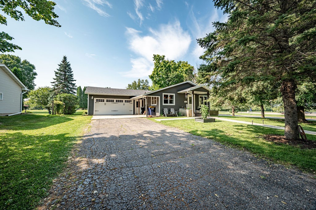 195 W Humble Avenue