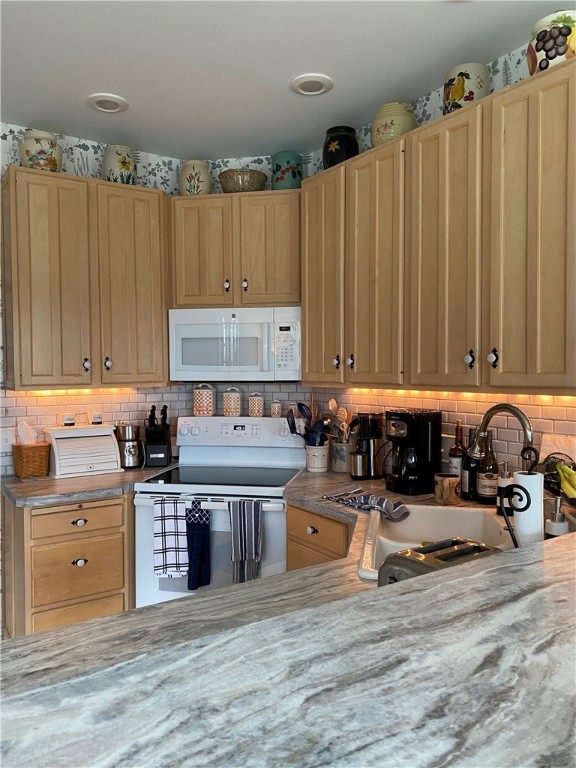 W7581 Town Hall Road Property Photo 39