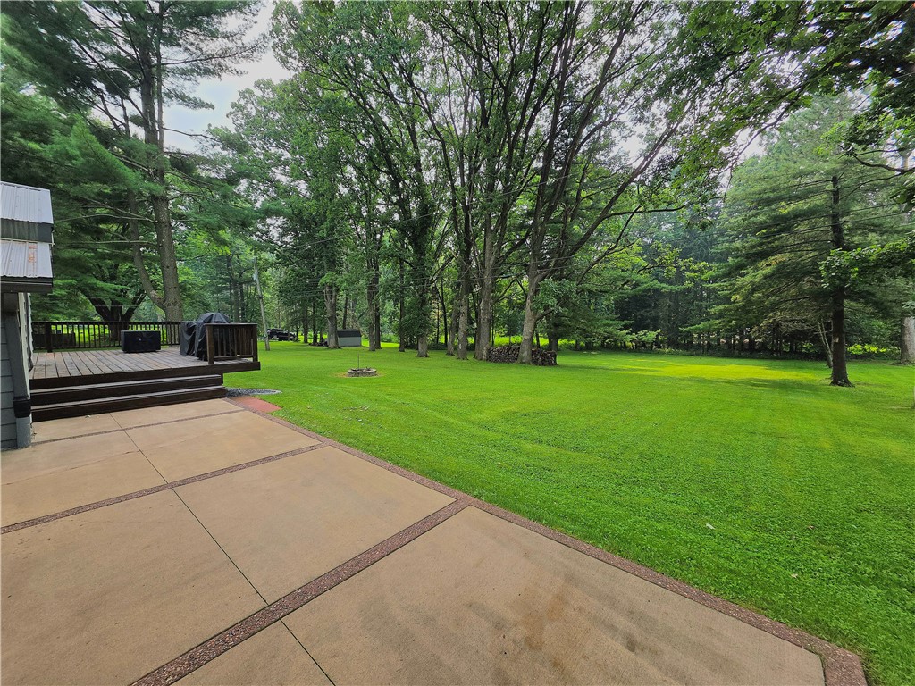 939 Emery Street Property Photo 3