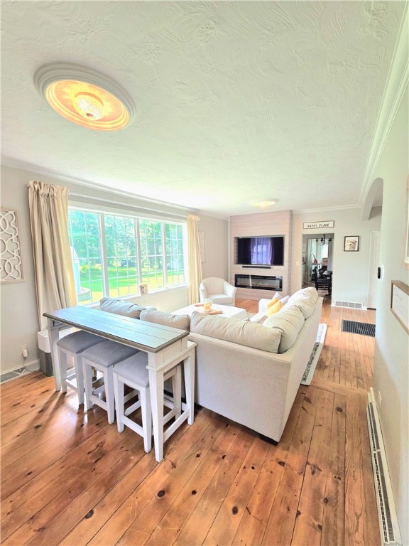 939 Emery Street Property Photo 11