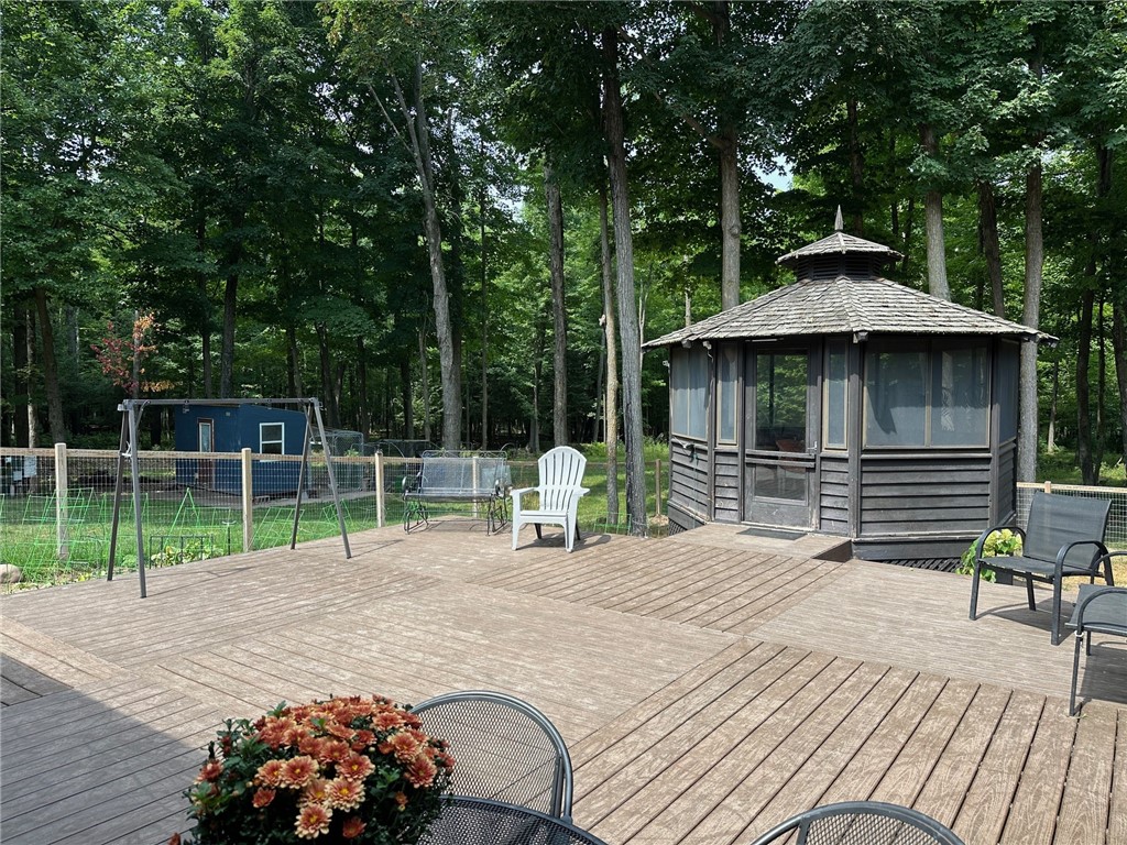 2213 Maple Lane Property Photo 49