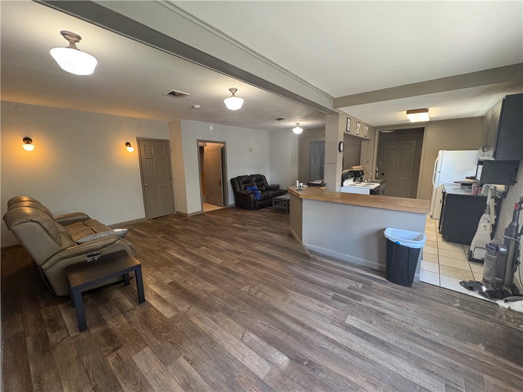 10603 California Avenue 4 Property Photo 42