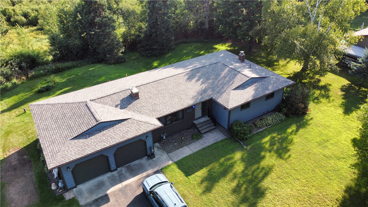 2231 18 3/4 Avenue Property Photo 6