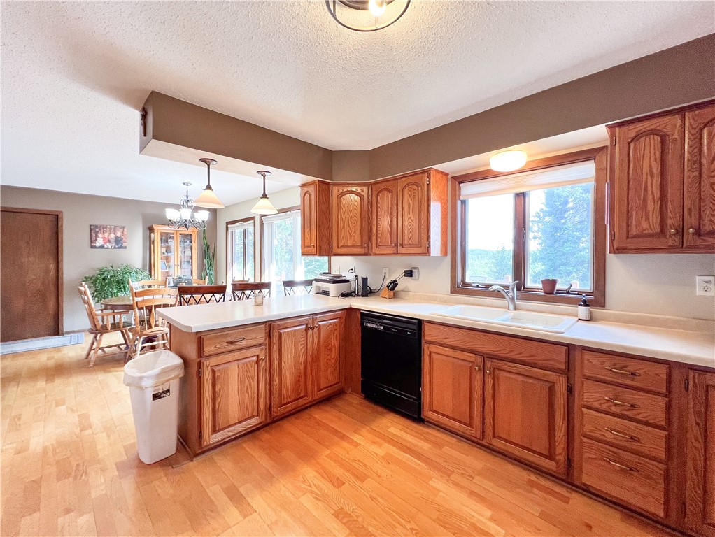 2231 18 3/4 Avenue Property Photo 13