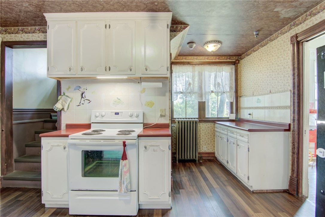 603 Bay Street Property Photo 13
