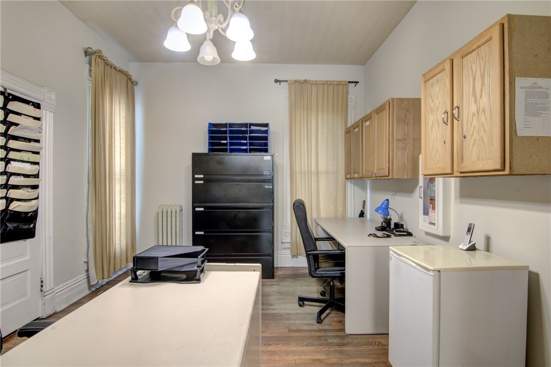603 Bay Street Property Photo 16
