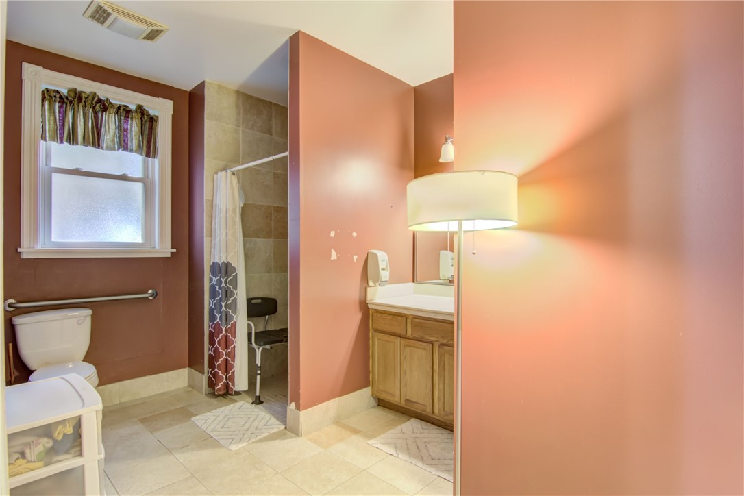 603 Bay Street Property Photo 25