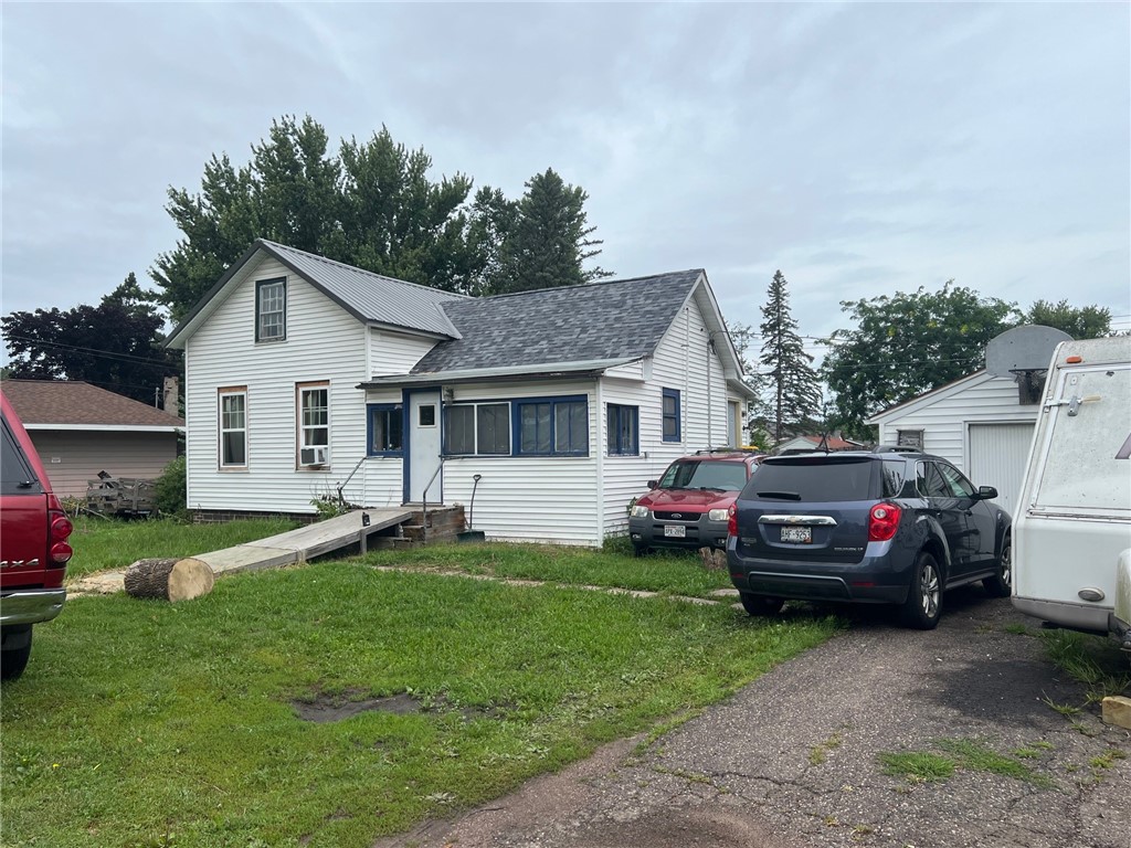 819 W Lincoln Street Property Photo 2
