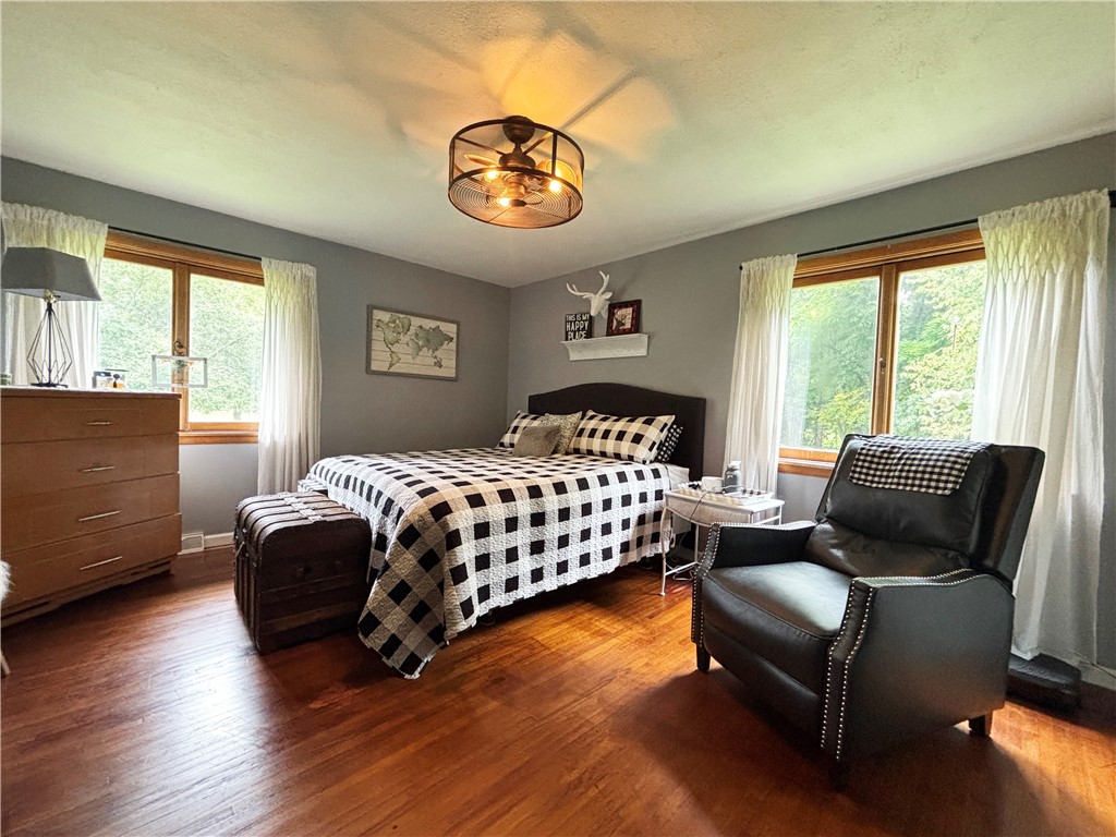 2472 9 7/16 Avenue Property Photo 18