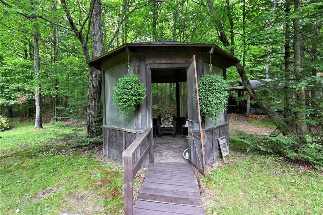 8913 E Balsam Drive Property Photo 17