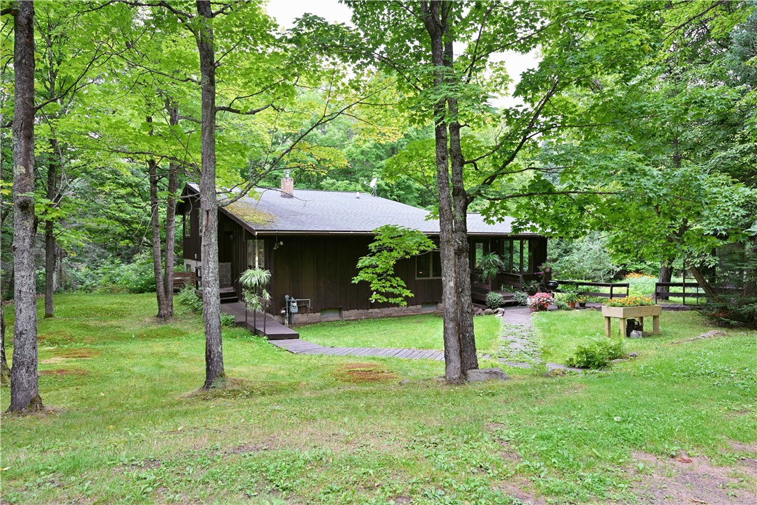 8913 E Balsam Drive Property Photo 19