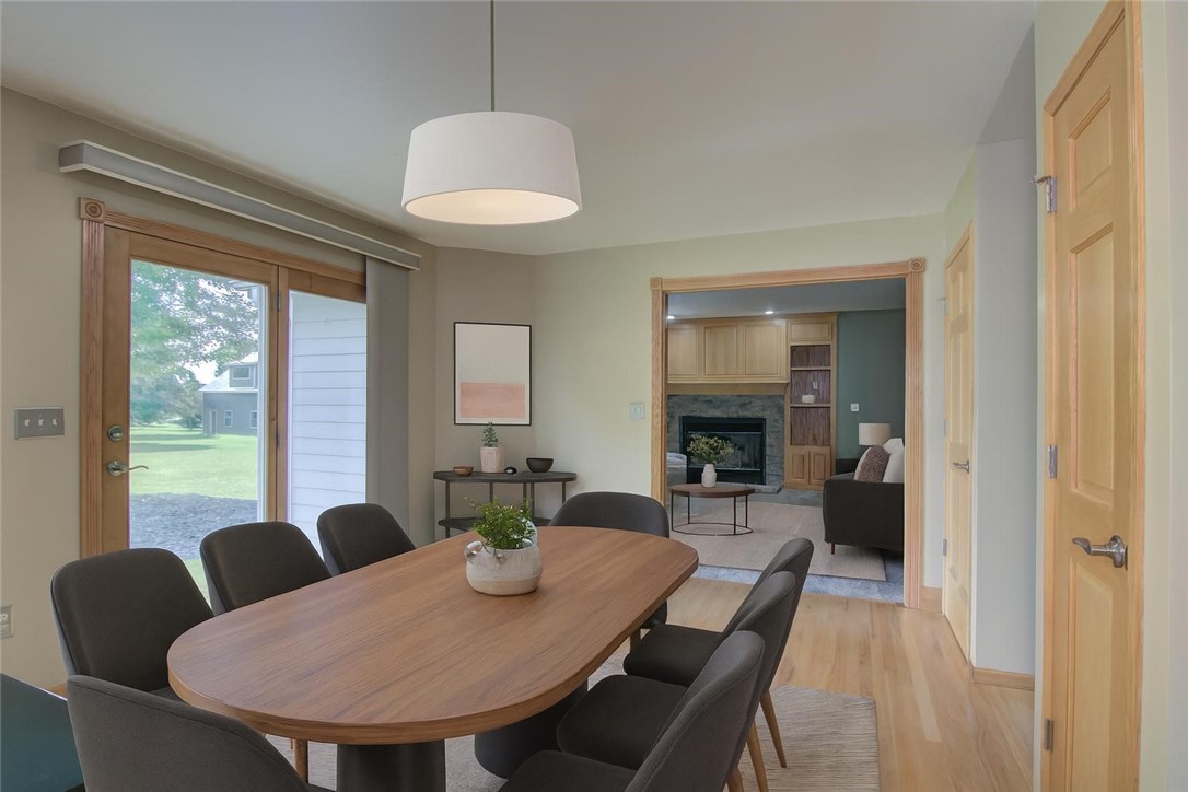 E4625 Interlachen Boulevard Property Photo 5