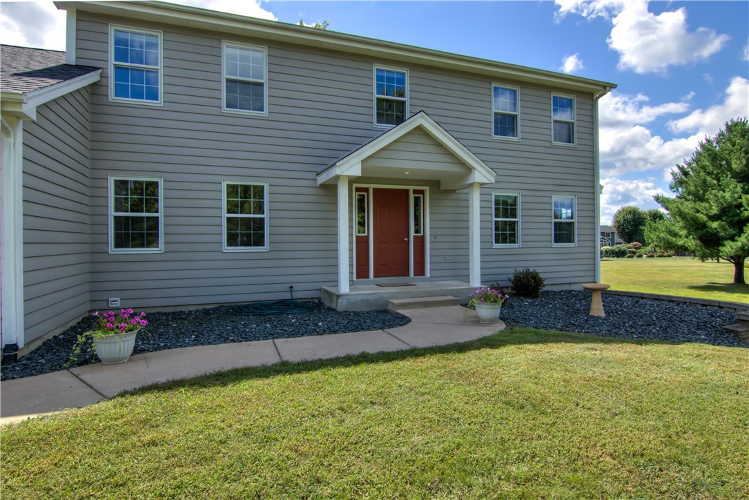 E4625 Interlachen Boulevard Property Photo 38