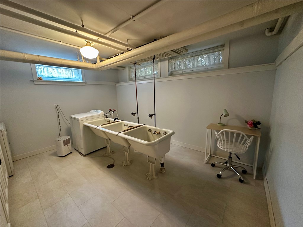 707 W Columbia Street Property Photo 51