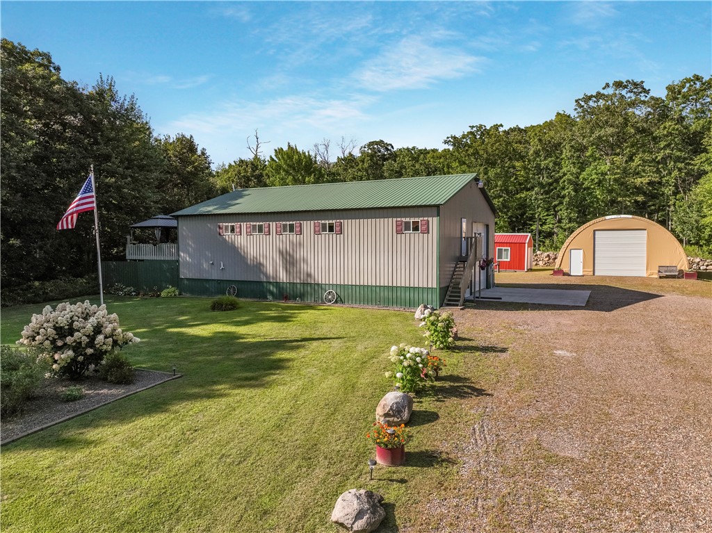 W16694 Hogback Road Property Photo 1