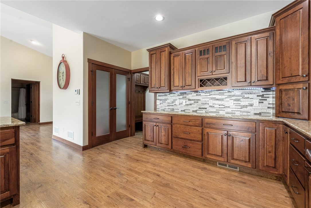 4805 147th Street Property Photo 10