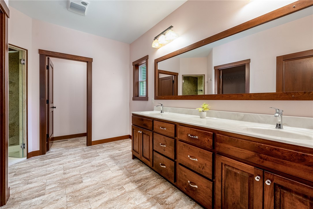 4805 147th Street Property Photo 19