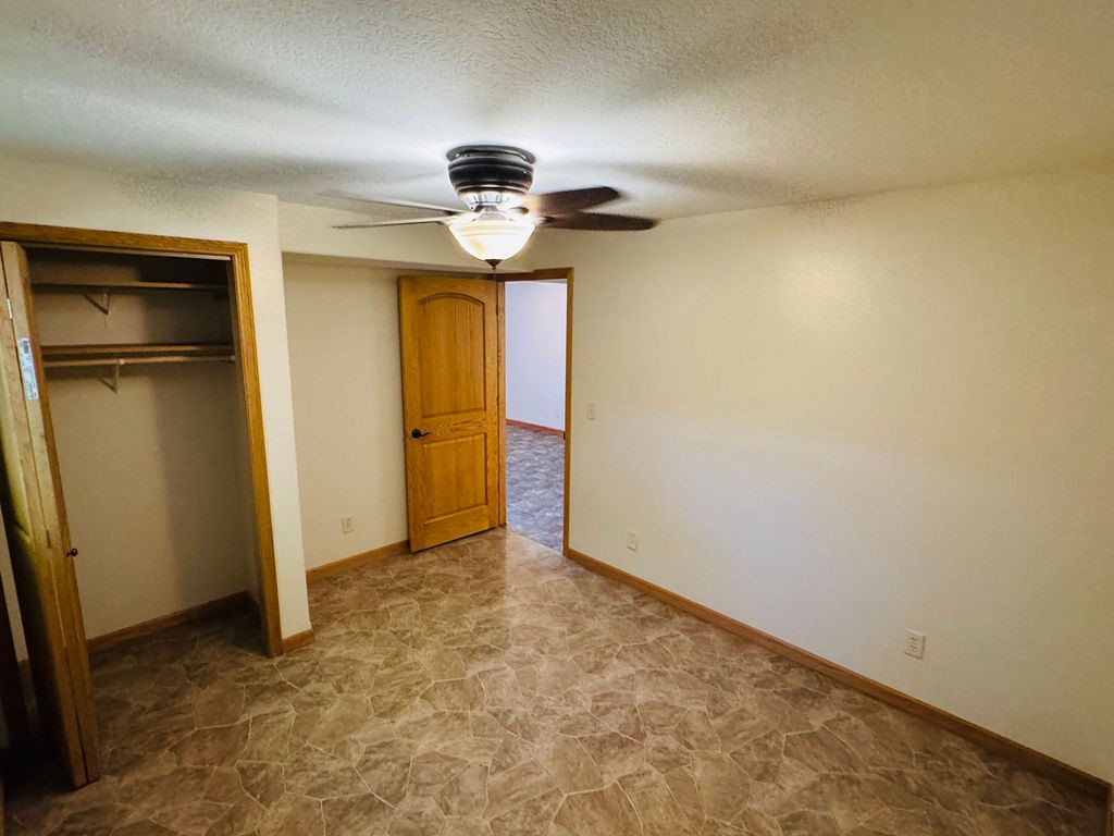405 Diamond Street S Property Photo 35