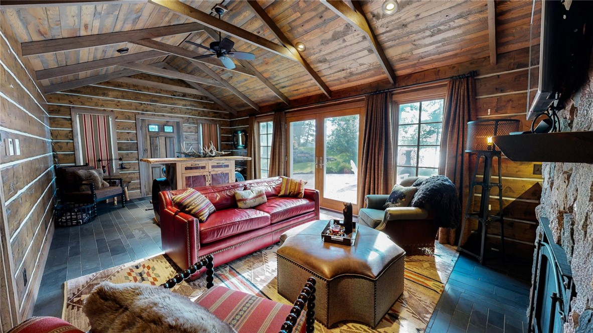 N1211 Eastside Road Property Photo 45