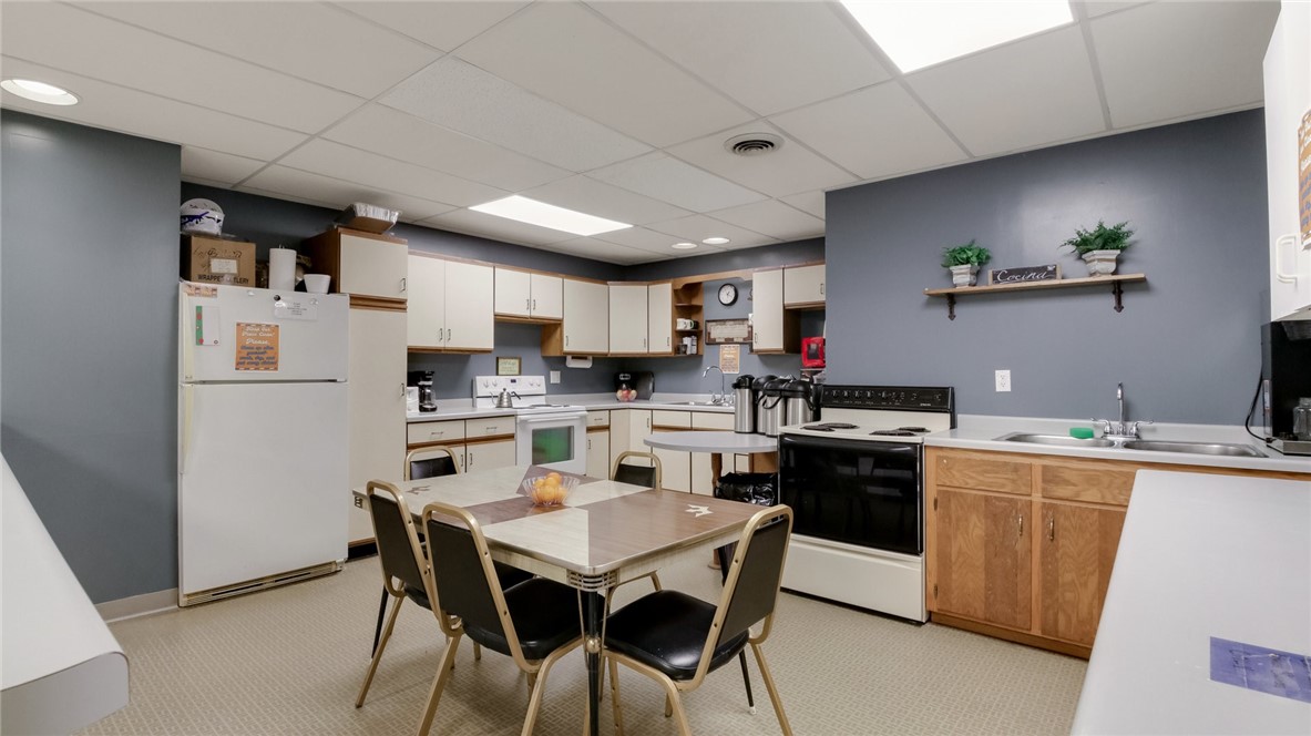 1 N Main Property Photo 23