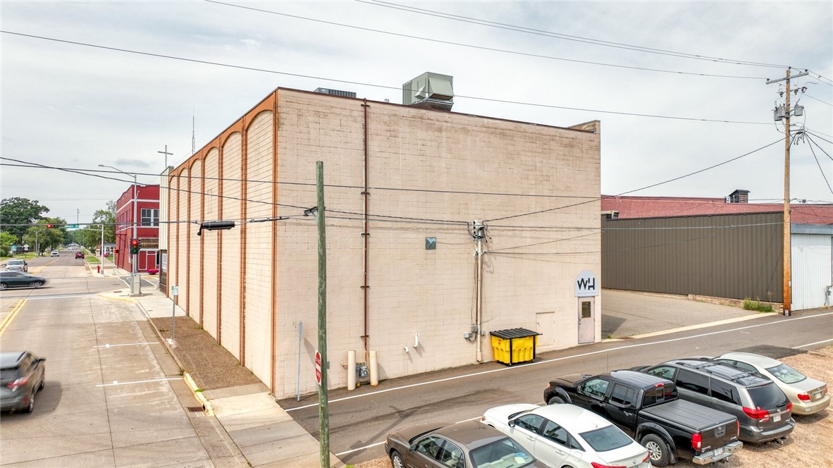 1 N Main Property Photo 43