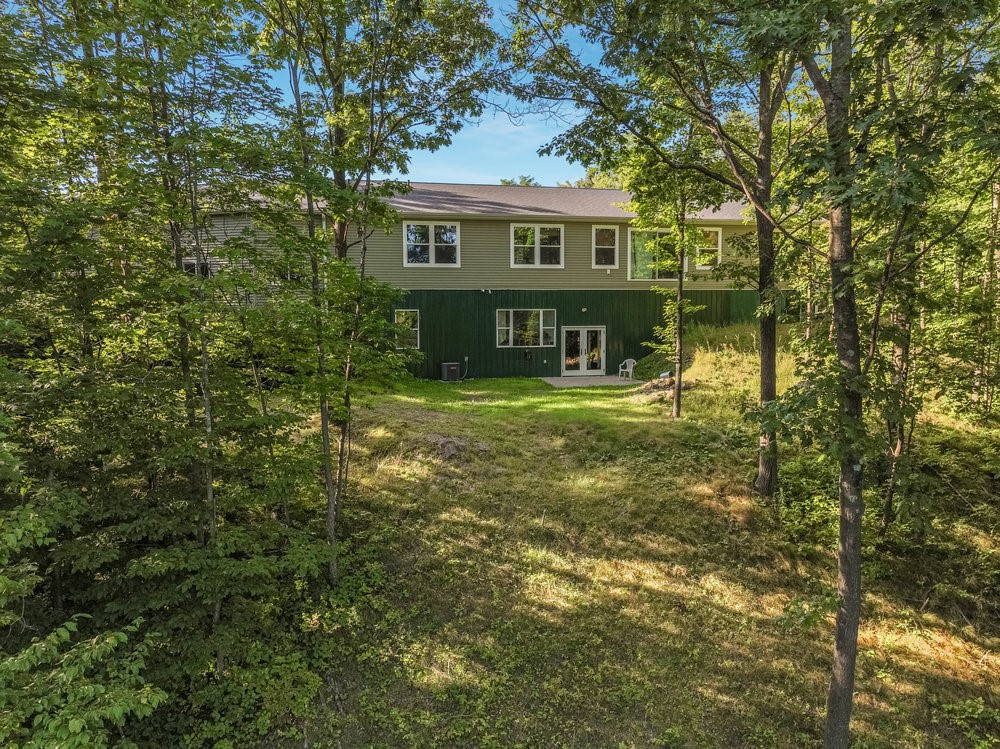 W14297 State Highway 8 Property Photo 3