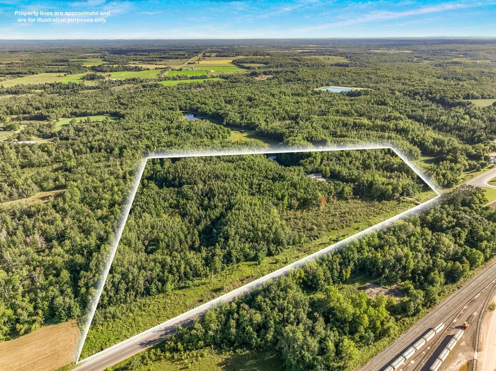 W14297 State Highway 8 Property Photo 4