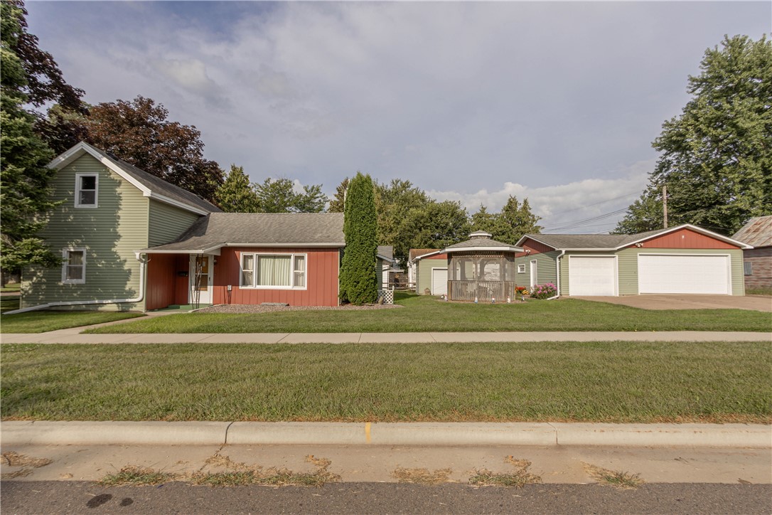 304 Olive Street Property Photo 1
