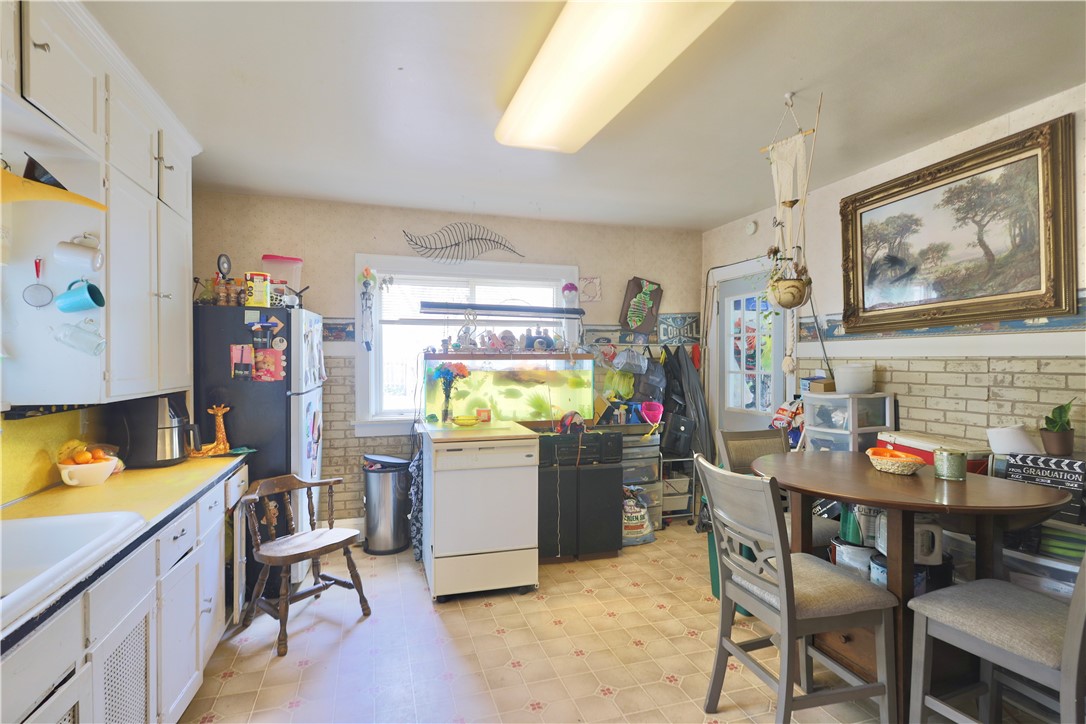 635 Centre Street 1 & 2 Property Photo 19