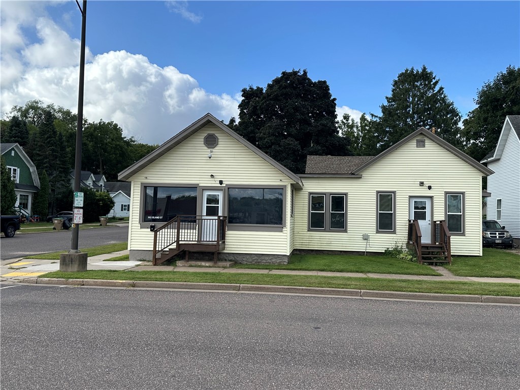 204 W Grand Avenue 1 & 2 Property Photo 1