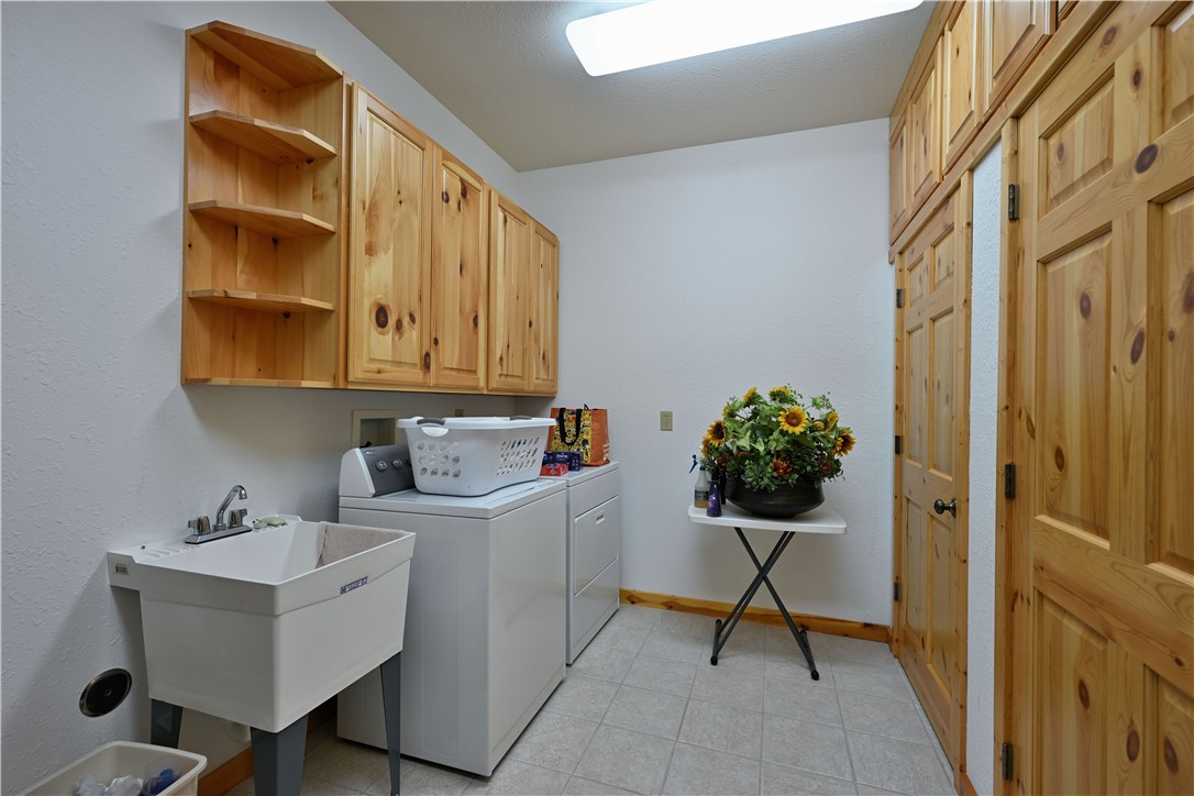 23165 Garmisch Road 23 Property Photo 41