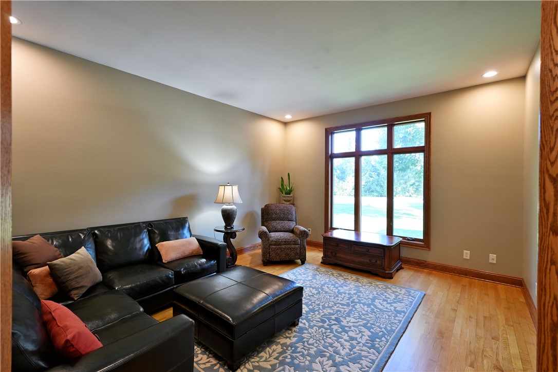 2047 23 11/16 Avenue Property Photo 17
