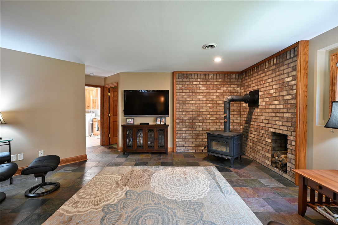 2047 23 11/16 Avenue Property Photo 38
