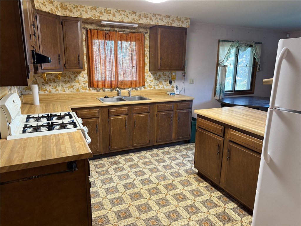 4758 N Ryan Road Property Photo 24