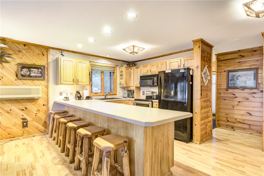 9357 N Dun Rovin Road Property Photo 3