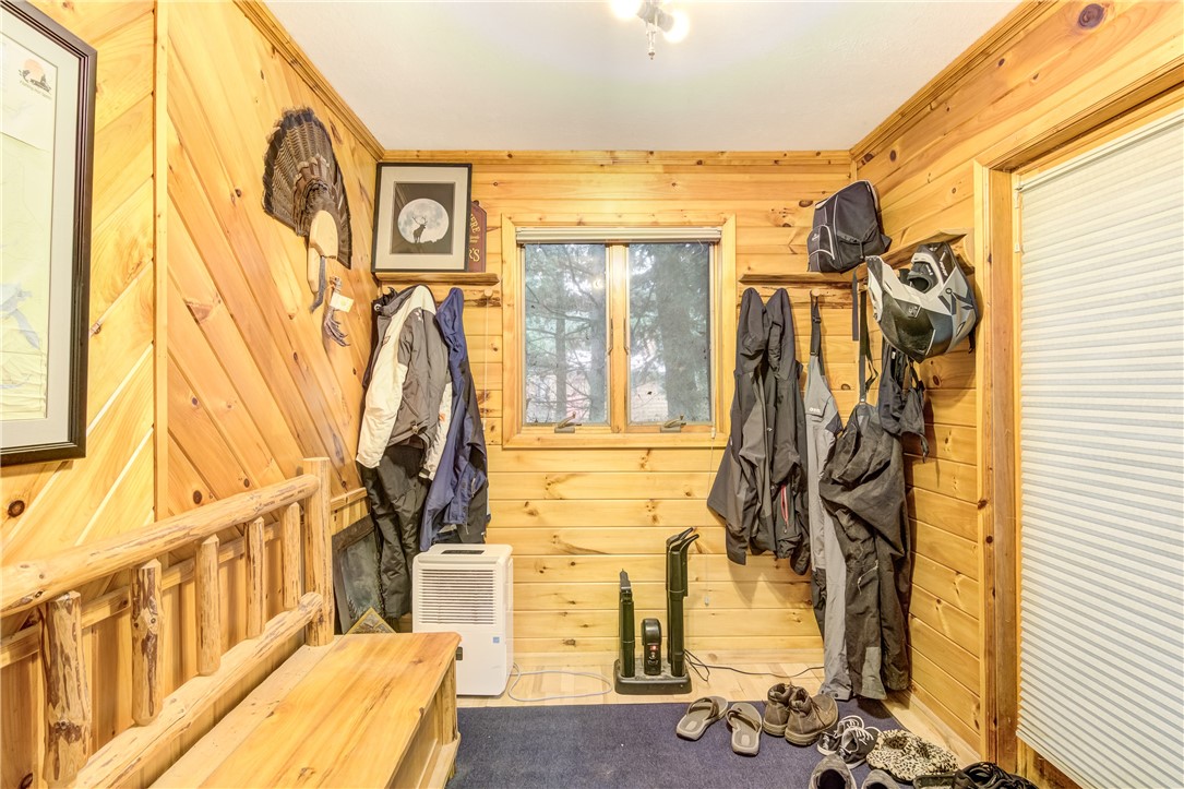 9357 N Dun Rovin Road Property Photo 14