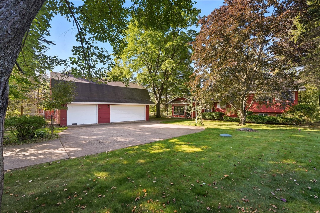 4824 180th Street Property Photo 2