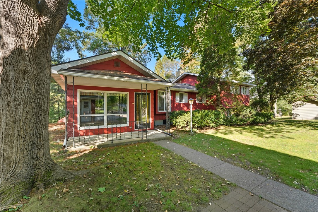 4824 180th Street Property Photo 5