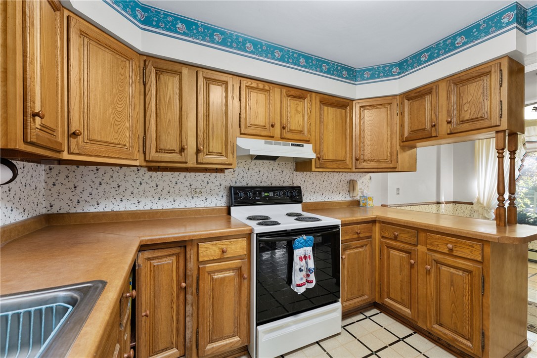 4824 180th Street Property Photo 9