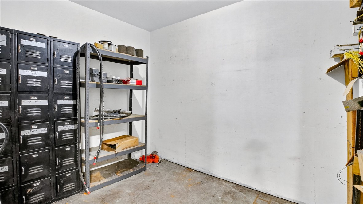 1110 W Center Street Property Photo 19