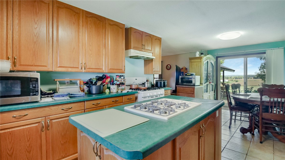 2265 State Highway 87 Property Photo 8