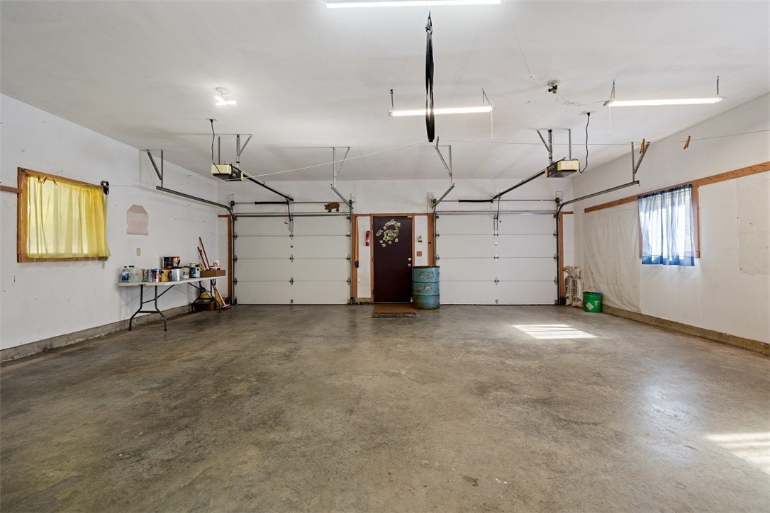 S392 County Road Vv Property Photo 6