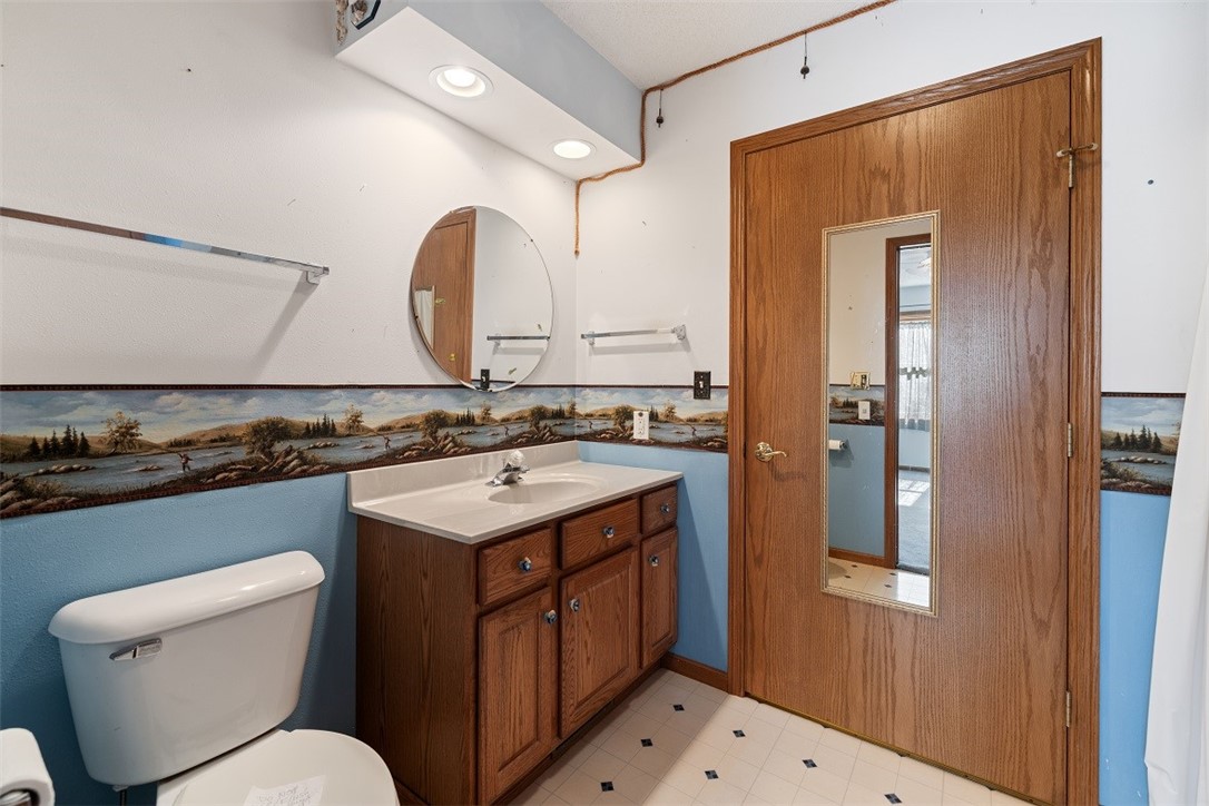 S392 County Road Vv Property Photo 9