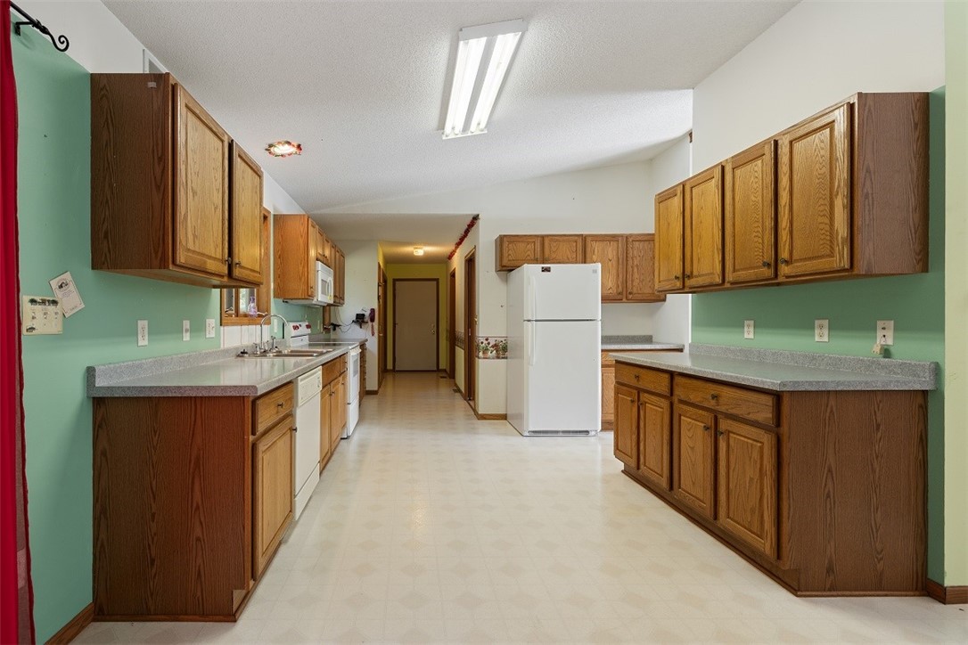 S392 County Road Vv Property Photo 17