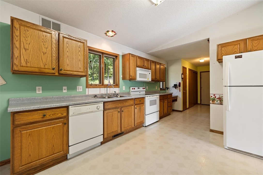 S392 County Road Vv Property Photo 18