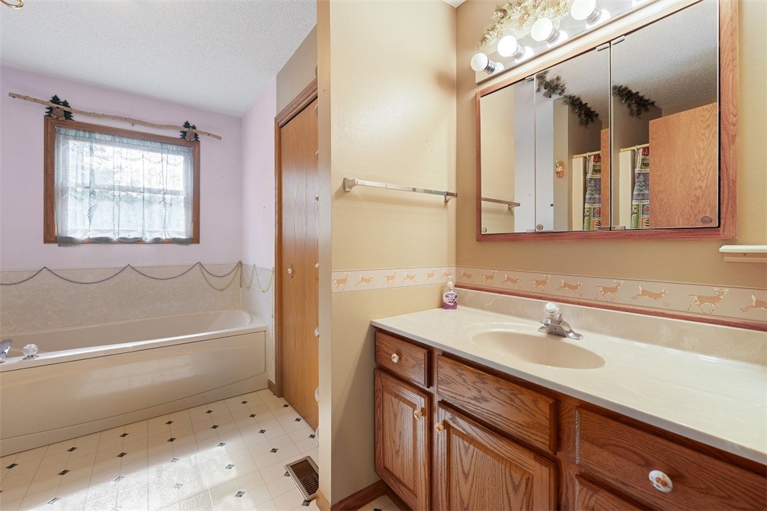 S392 County Road Vv Property Photo 24