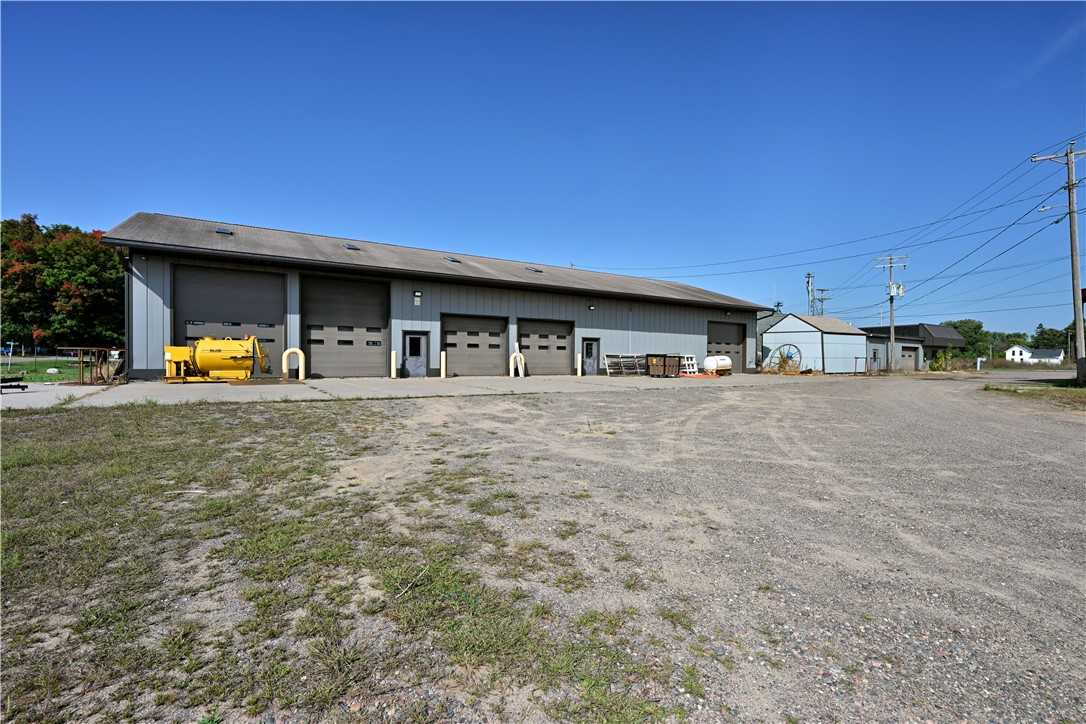 521 Knapp Street Property Photo 10